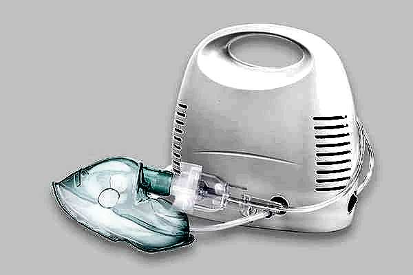 Inhalationsgerät mit Maske